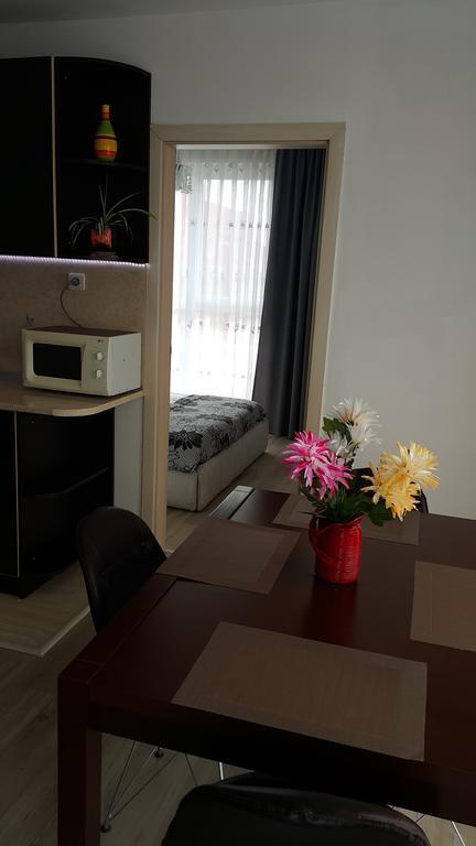 Kraybrezhna Apartment Pomorie Eksteriør billede