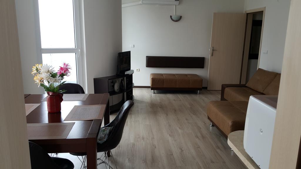 Kraybrezhna Apartment Pomorie Eksteriør billede